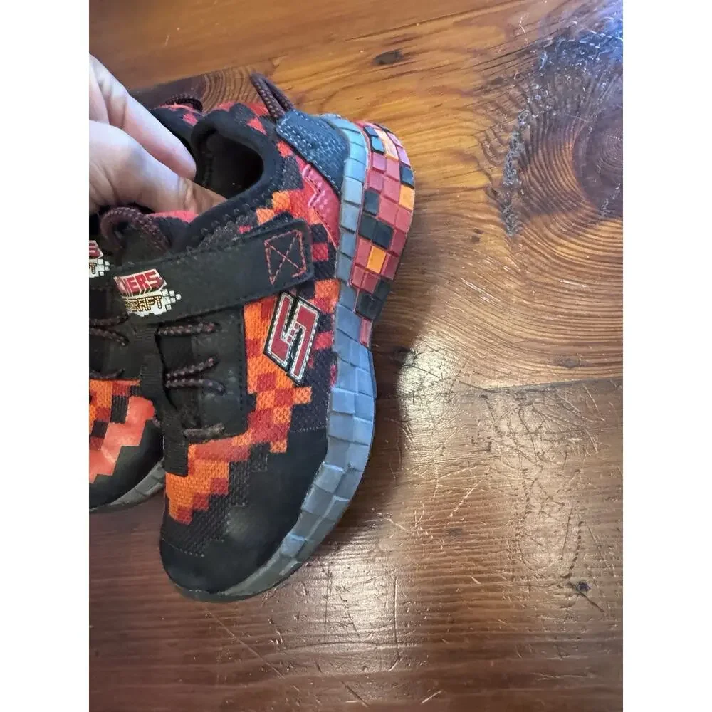 Skechers Mega Craft 400000 Mine Craft Sneaker Black Red Little Boys Sz 13 C